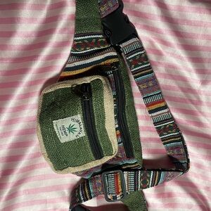 Handmade Himalaya Hemp Green and Multicolor Crossbody Bag